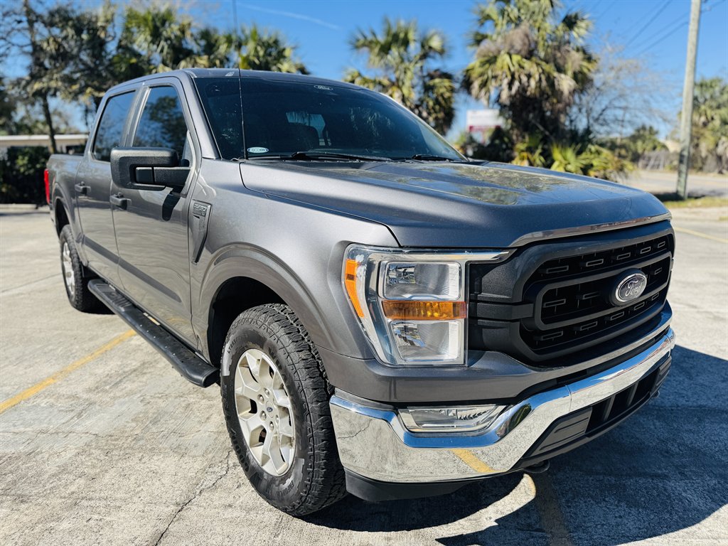 2022 Ford F150 XLT photo