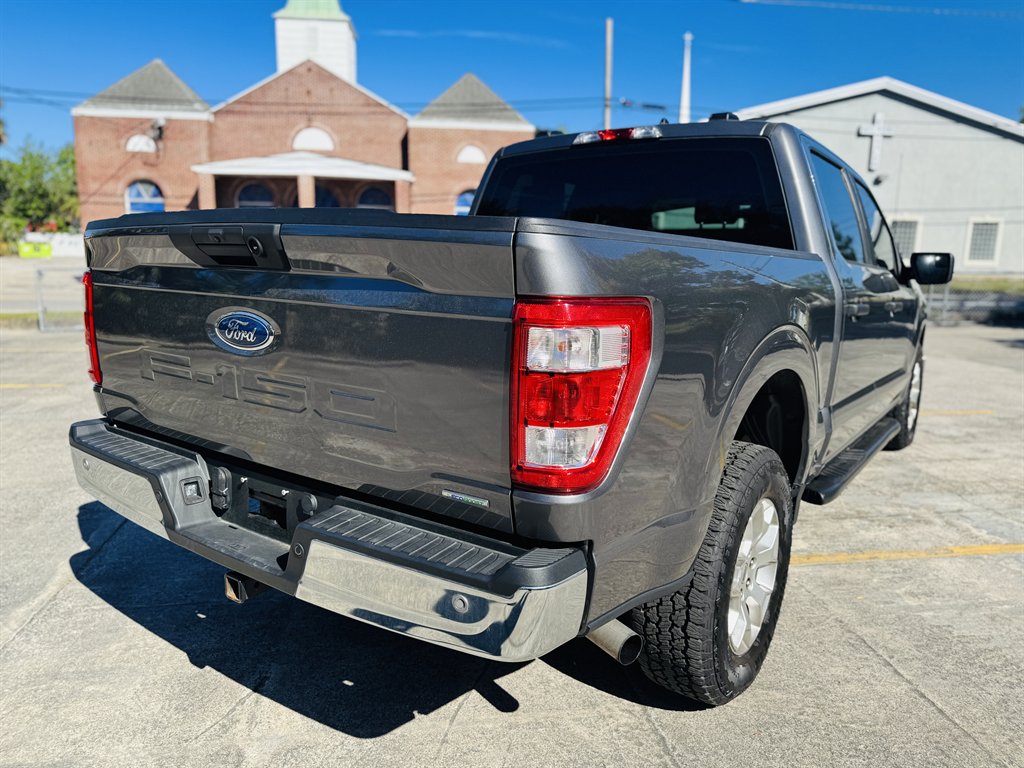 2022 Ford F150 XLT photo