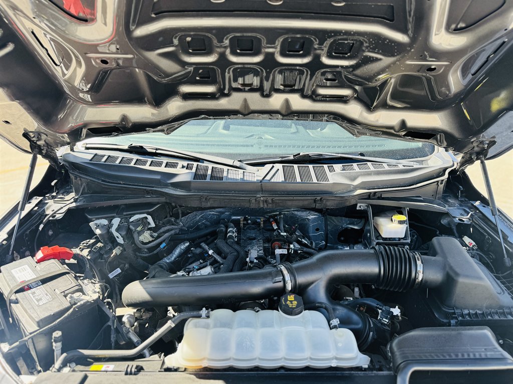 2022 Ford F150 XLT photo