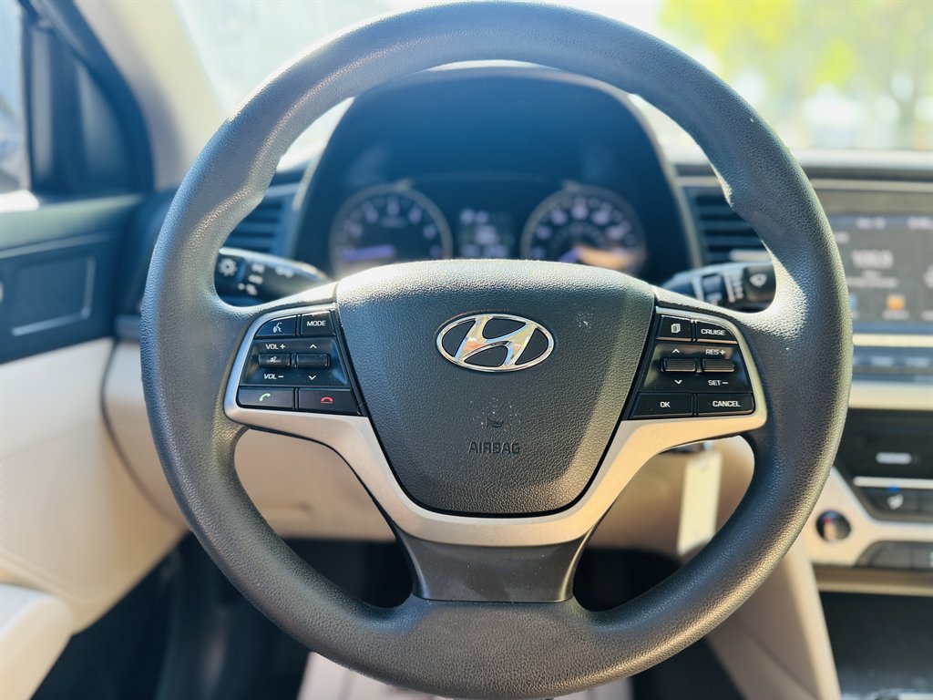 2018 Hyundai Elantra Limited photo