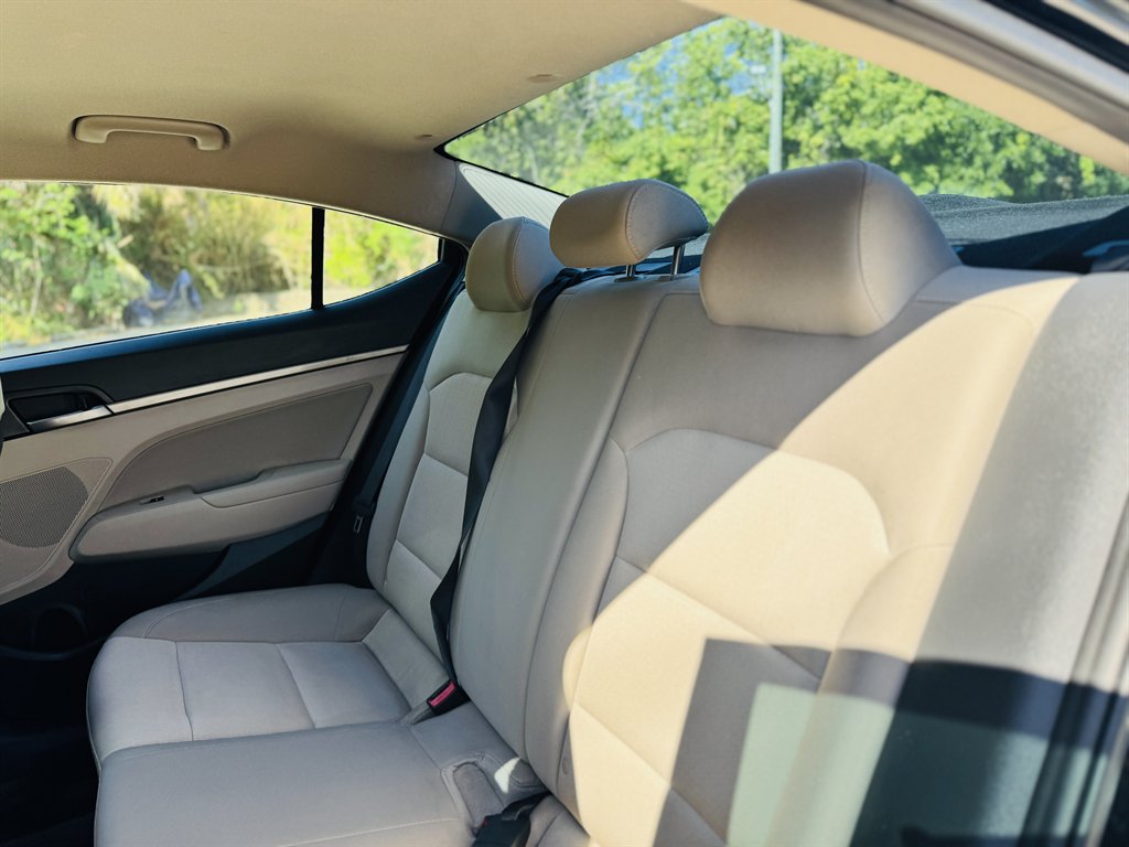 2018 Hyundai Elantra Limited photo