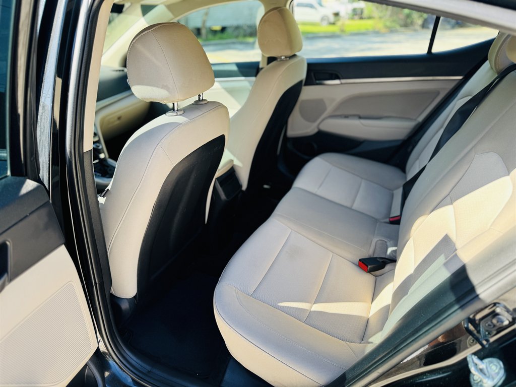 2018 Hyundai Elantra Limited photo