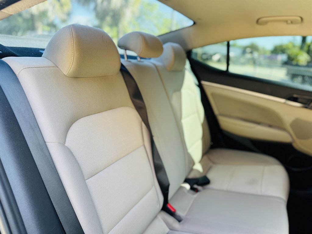 2018 Hyundai Elantra Limited photo