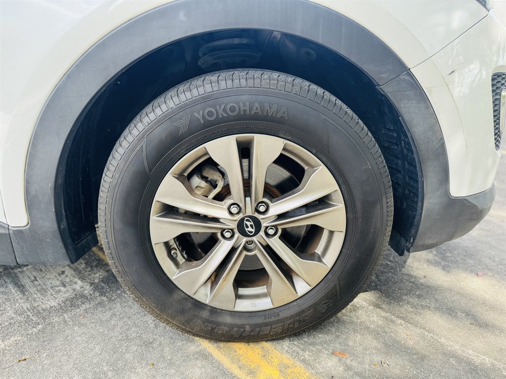 2016 Hyundai Santa Fe Sport - $7,790