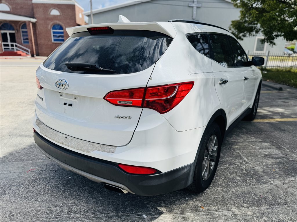 2016 Hyundai Santa Fe Sport - $7,790
