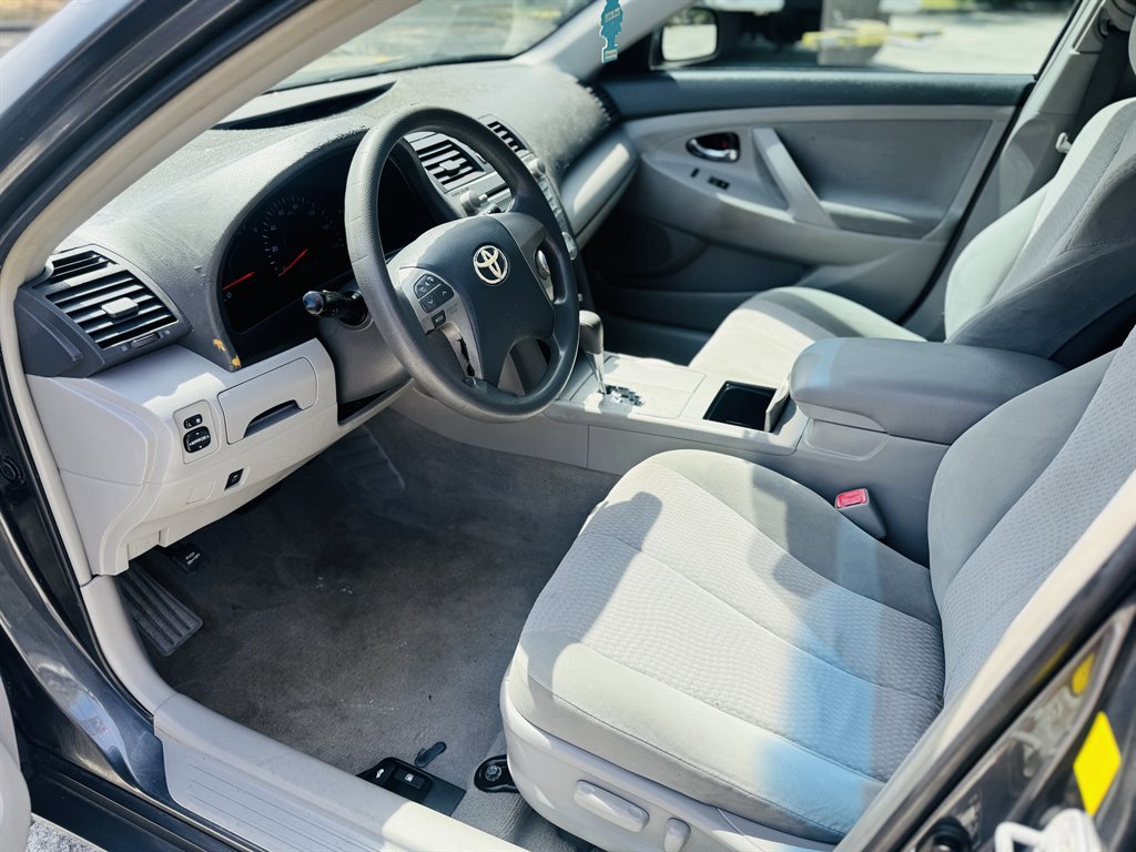 2011 Toyota Camry photo