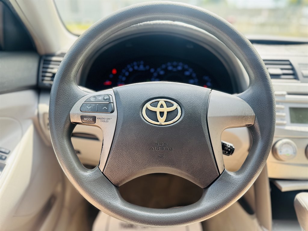 2011 Toyota Camry photo