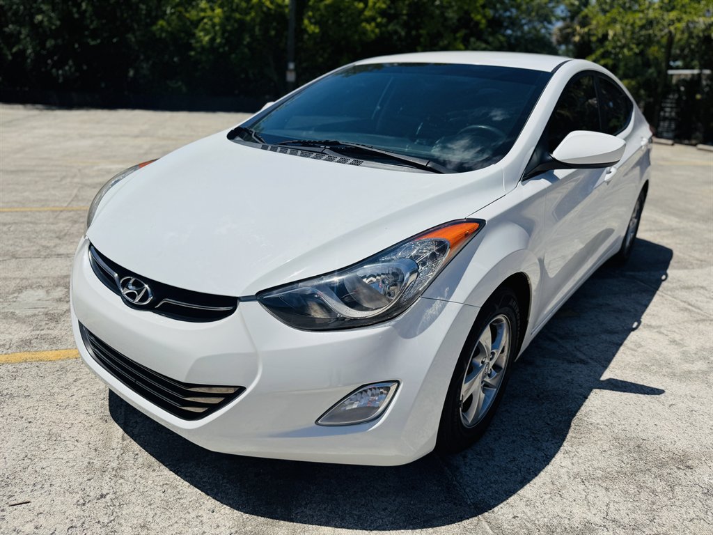 2014 Hyundai Elantra Limited photo