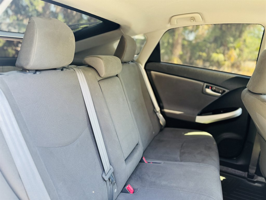 2012 Toyota Prius - $11,990
