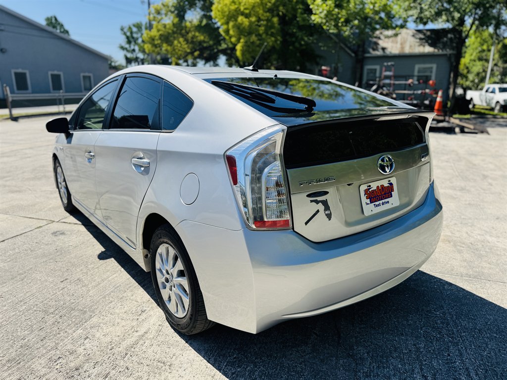 2012 Toyota Prius - $11,990