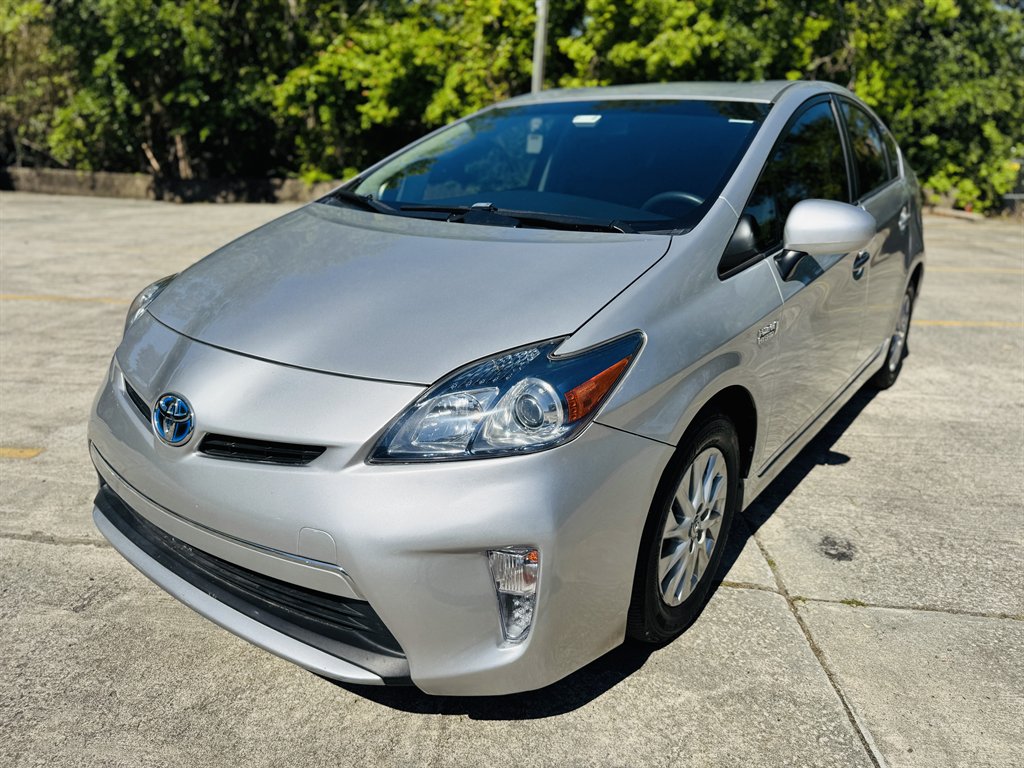 2012 Toyota Prius - $11,990