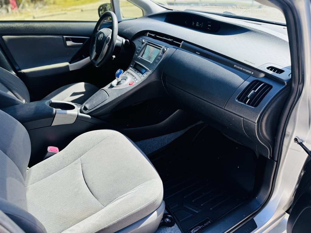2012 Toyota Prius - $11,990