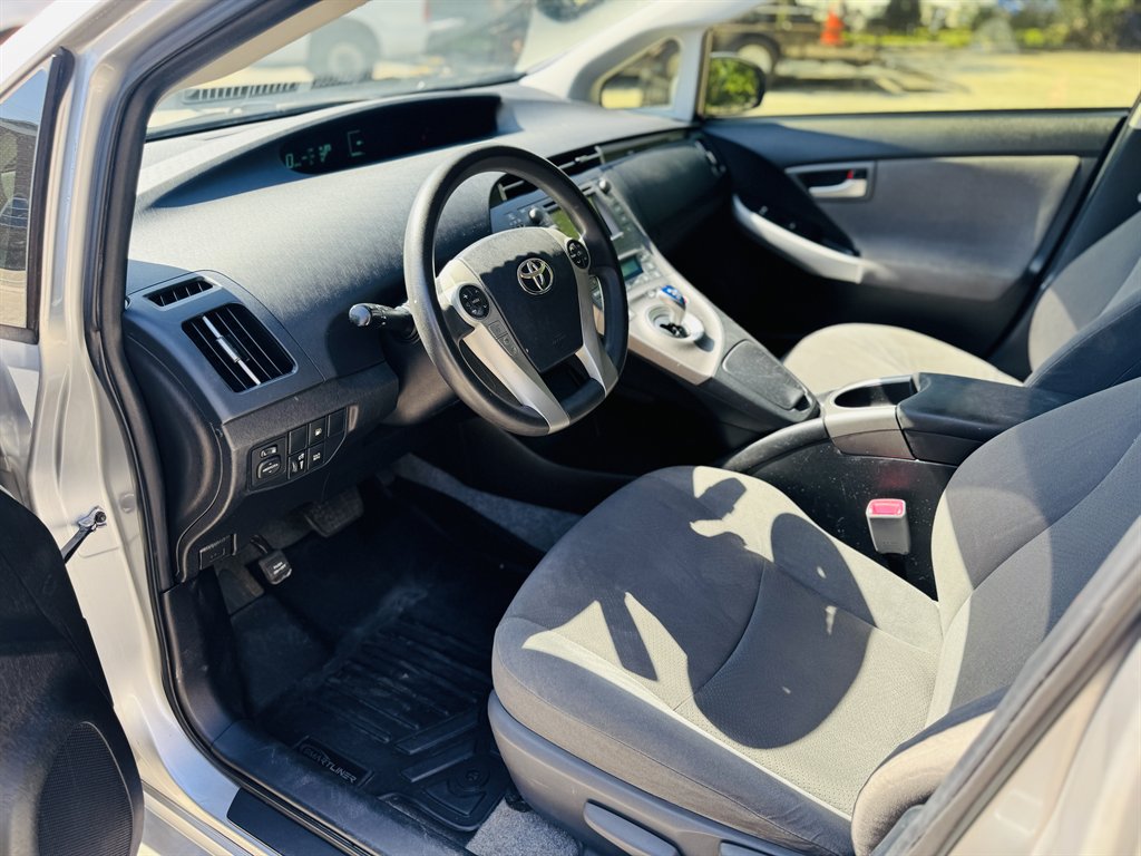 2012 Toyota Prius - $11,990
