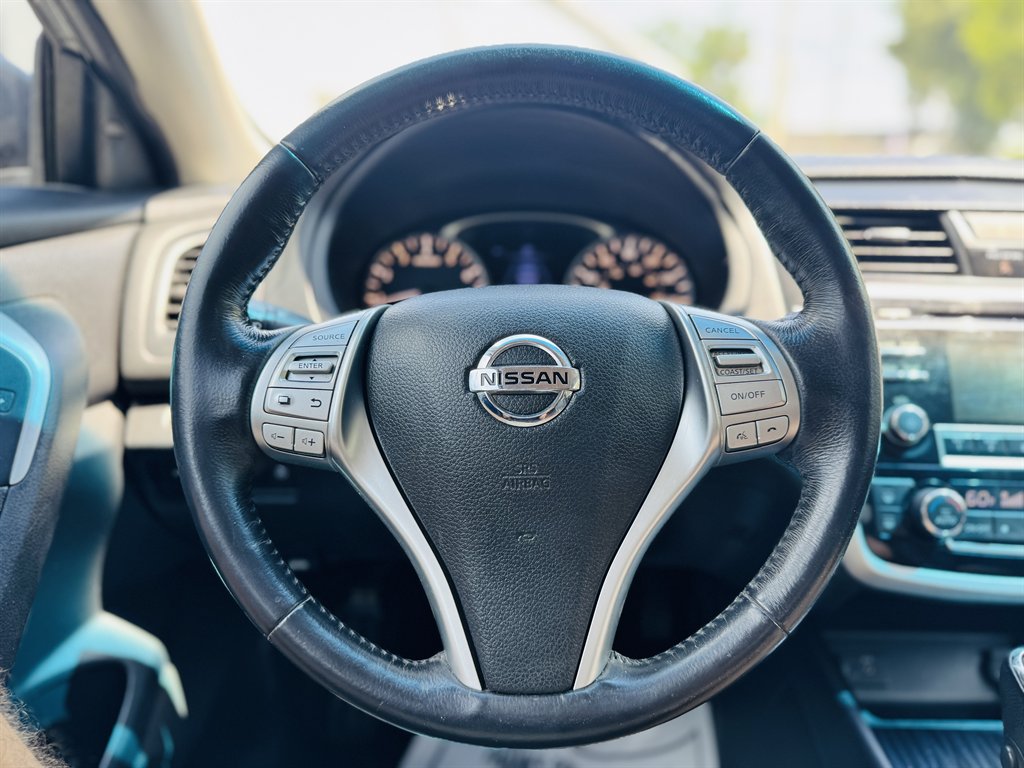 2018 Nissan Altima - $9,990