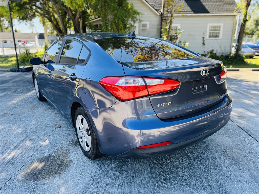 2016 Kia Forte - $6,990