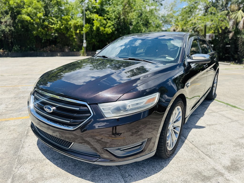 2014 Ford Taurus - $7,999