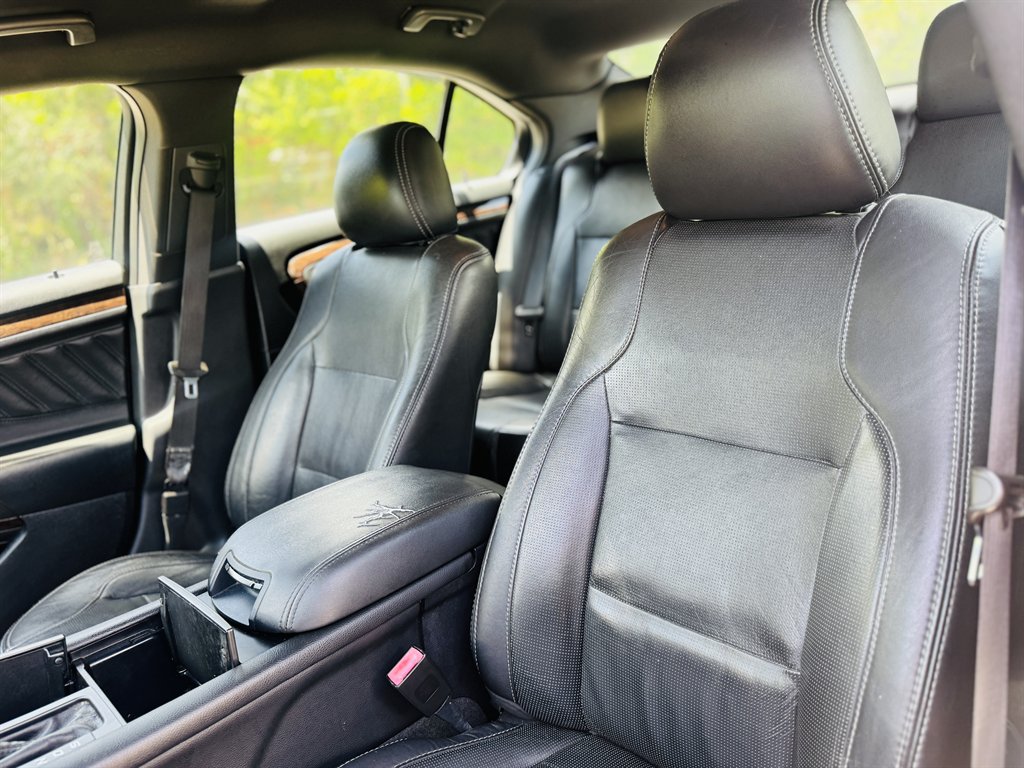 2014 Ford Taurus - $7,999