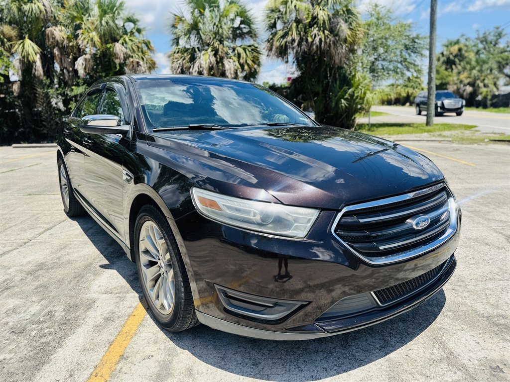 2014 Ford Taurus - $7,999