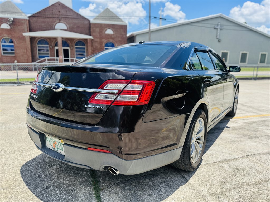 2014 Ford Taurus - $7,999