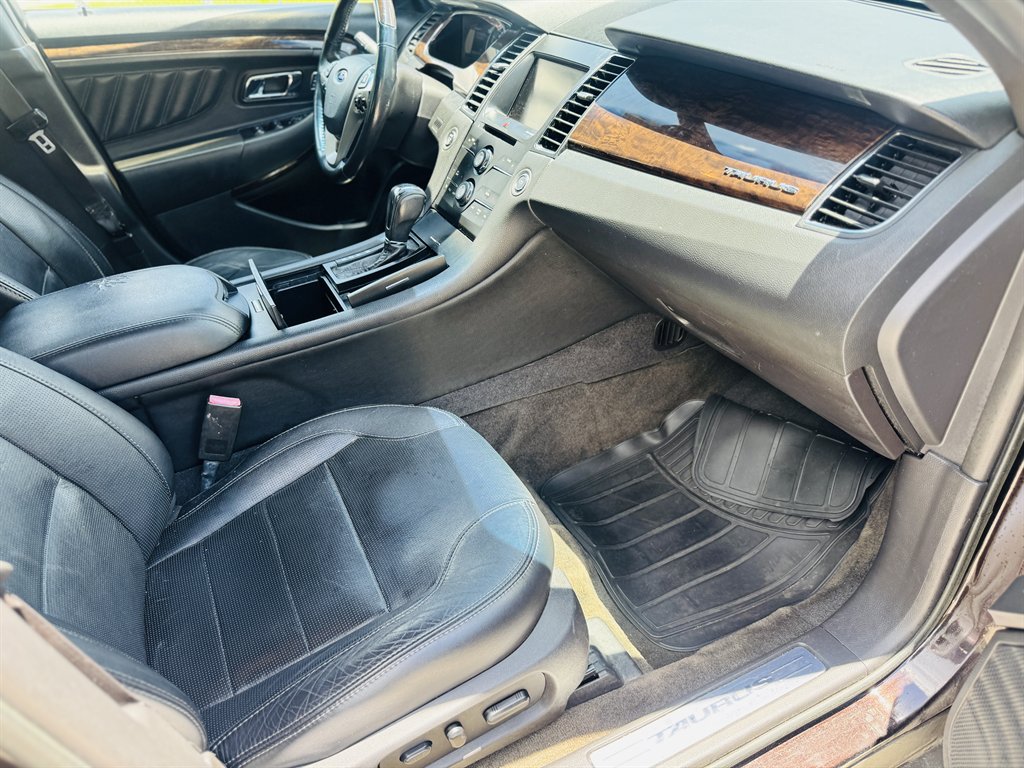 2014 Ford Taurus - $7,999