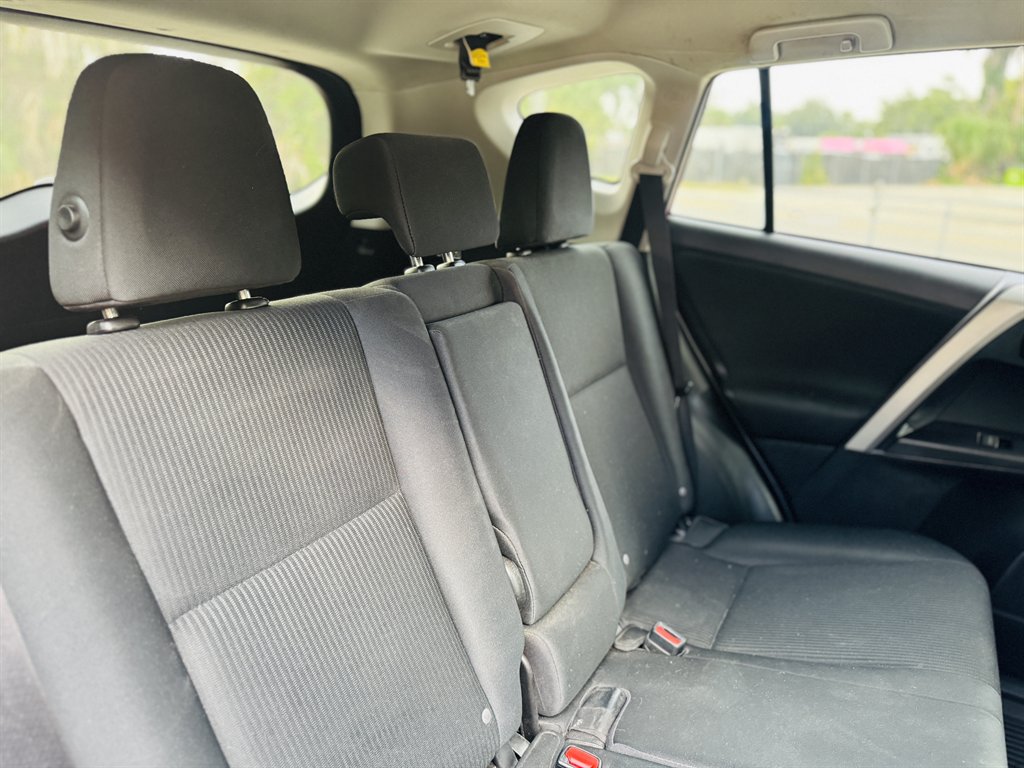 2018 Toyota RAV4 - $20,999
