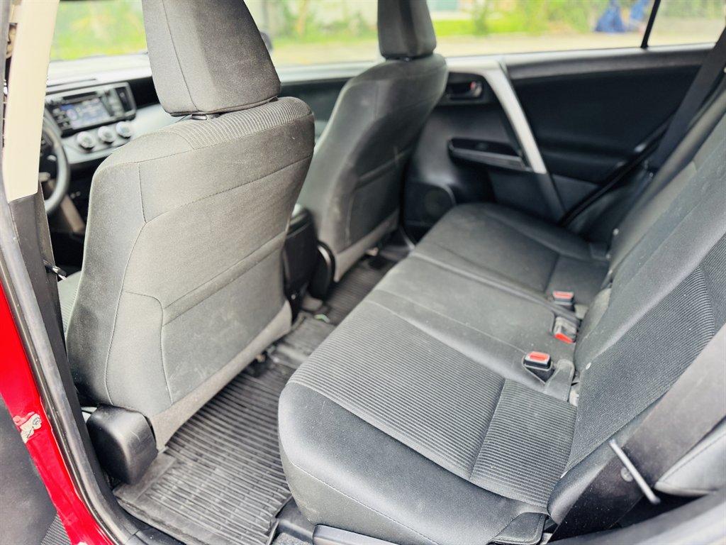 2018 Toyota RAV4 - $20,999