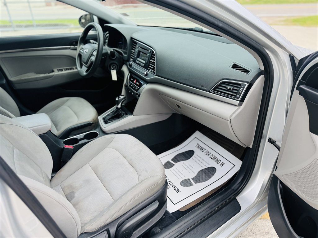 2017 Hyundai Elantra - $7,990