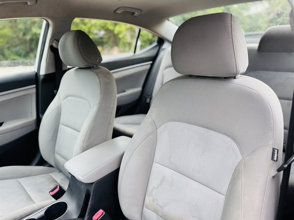 2017 Hyundai Elantra - $7,990