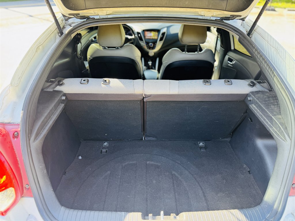 2012 Hyundai Veloster - $6,990