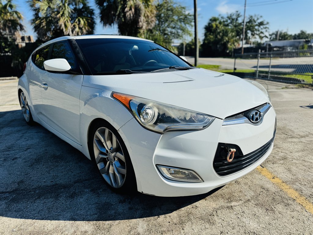 2012 Hyundai Veloster - $6,990