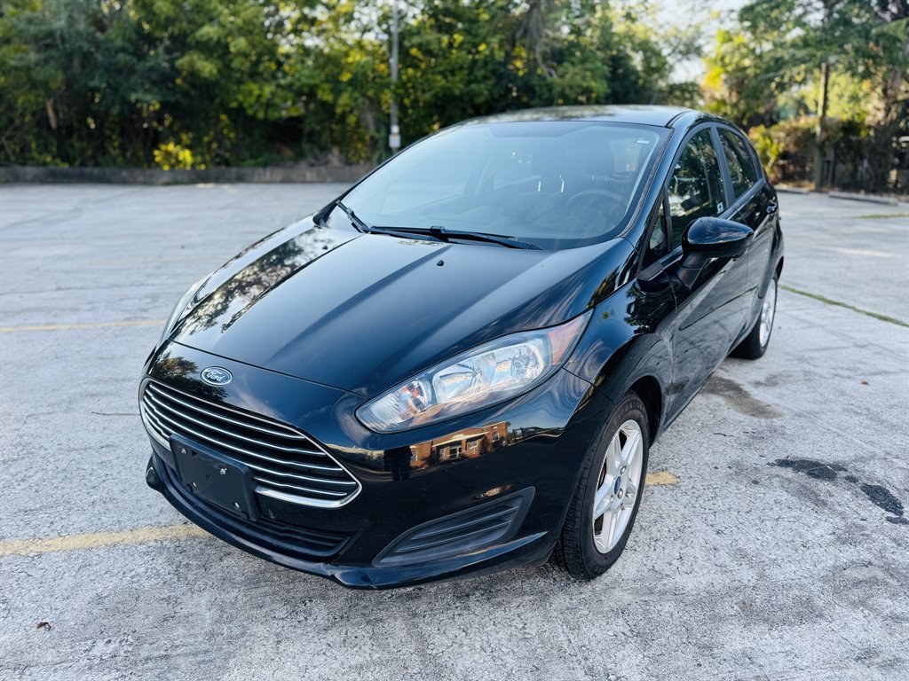 2019 Ford Fiesta - $10,500