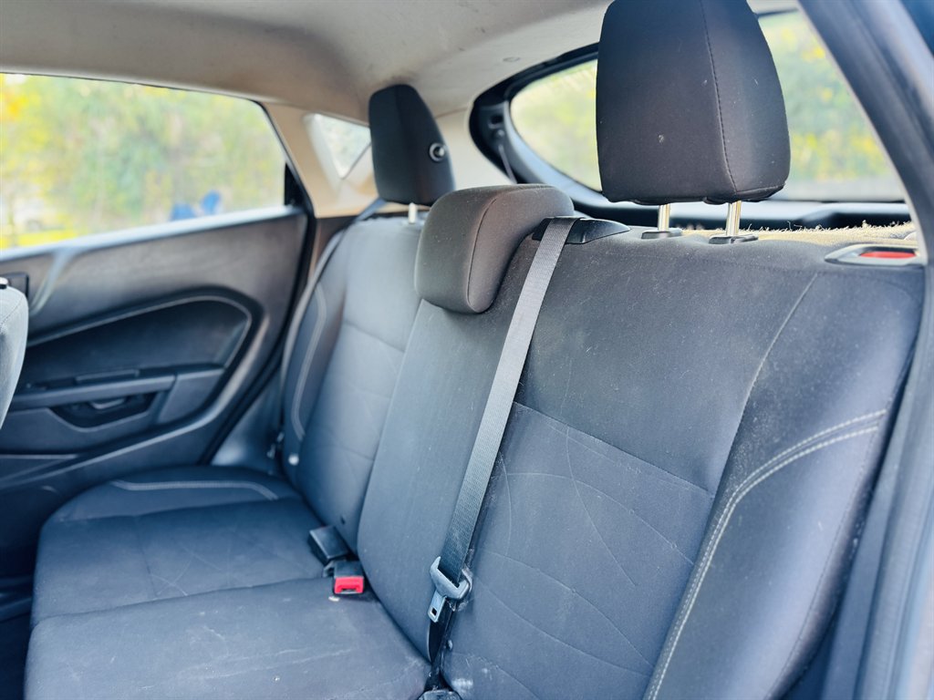 2019 Ford Fiesta - $10,500