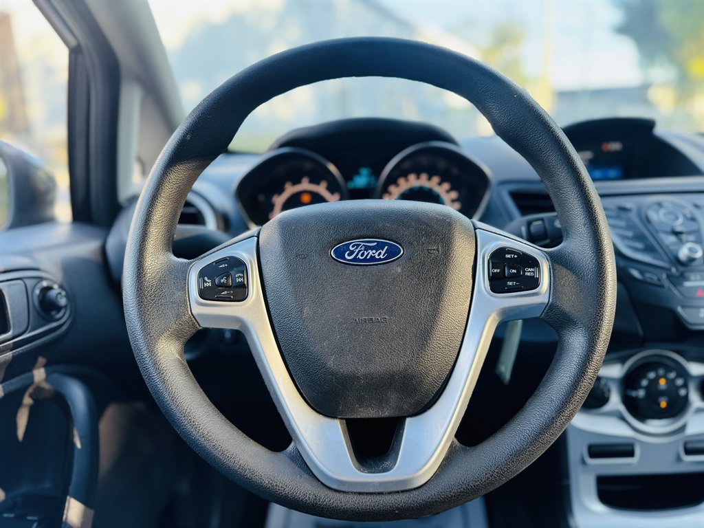 2019 Ford Fiesta - $10,500