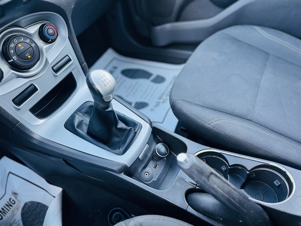 2019 Ford Fiesta - $10,500