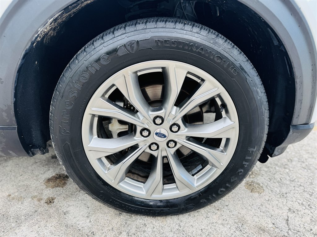 2022 Ford Explorer - $23,990