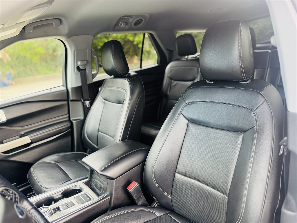 2022 Ford Explorer - $23,990