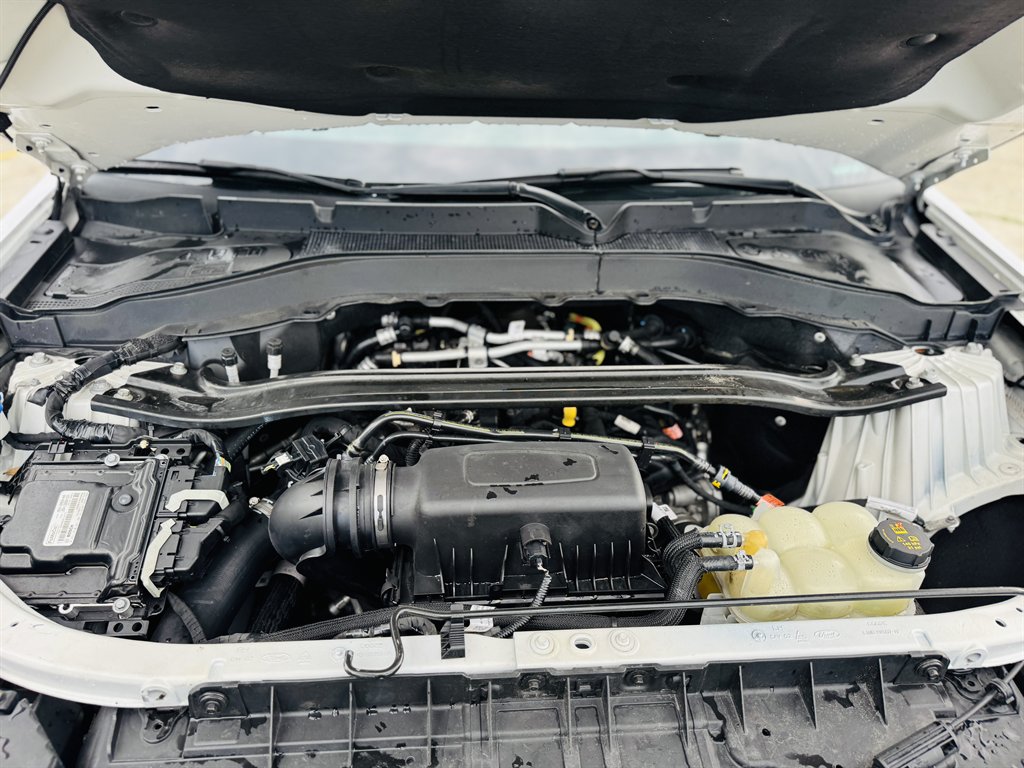2022 Ford Explorer - $23,990