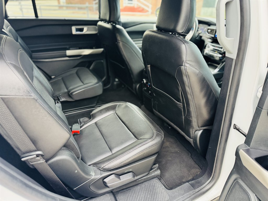 2022 Ford Explorer - $23,990