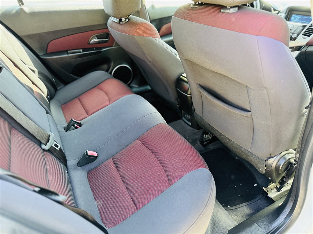 2012 Chevrolet Cruze - $7,499