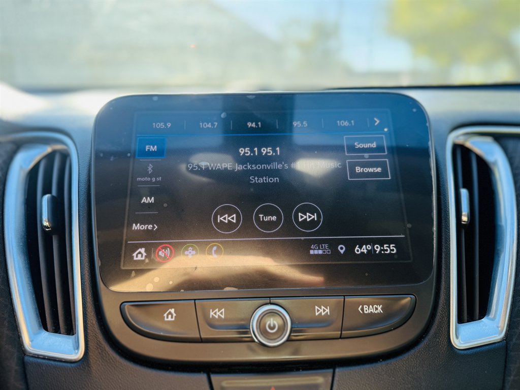 2019 Chevrolet Malibu - $11,500