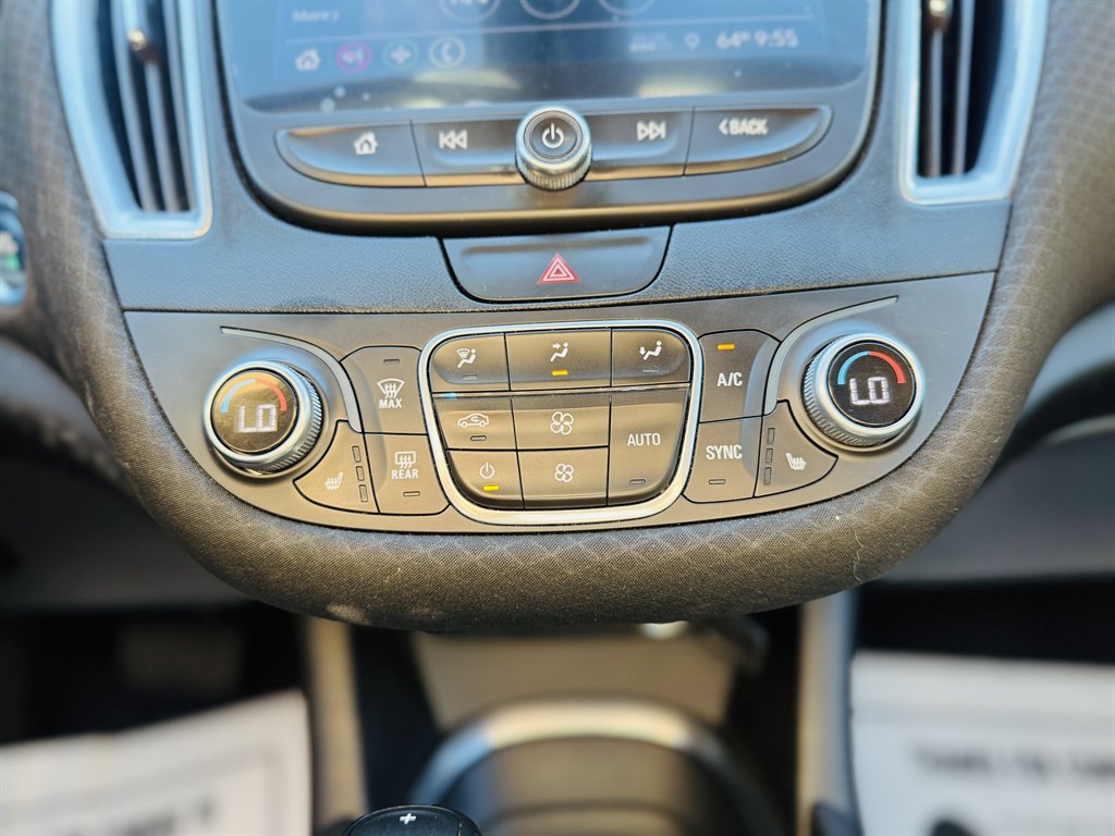 2019 Chevrolet Malibu - $11,500
