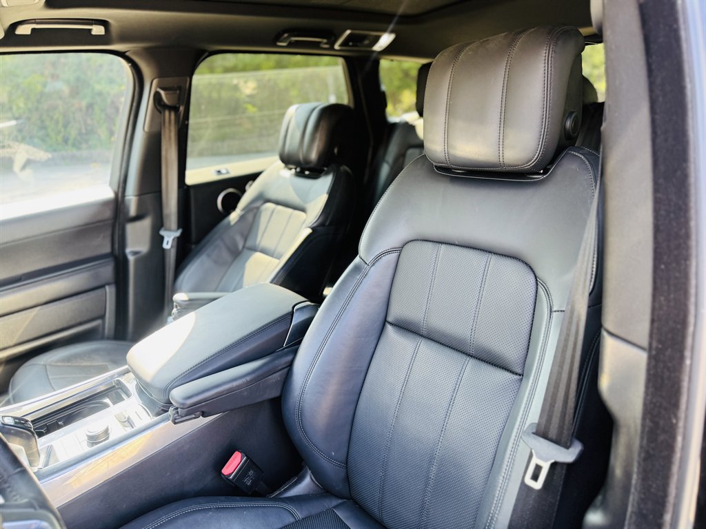2020 Land Rover Range Rover Sport - $28,900
