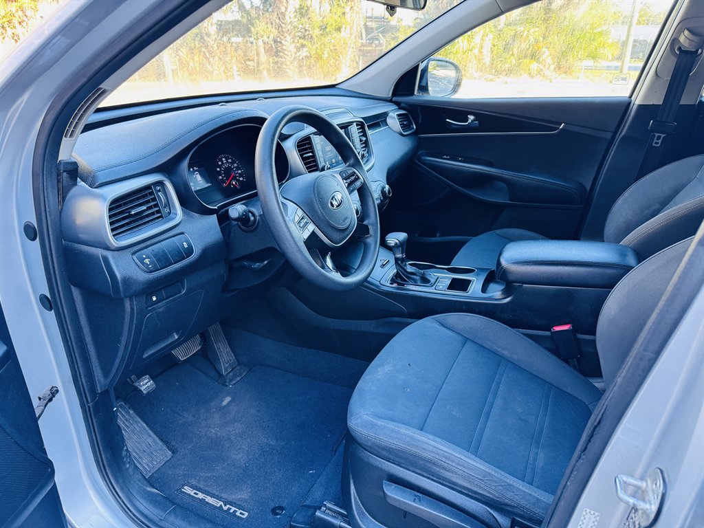 2019 Kia Sorento - $11,990