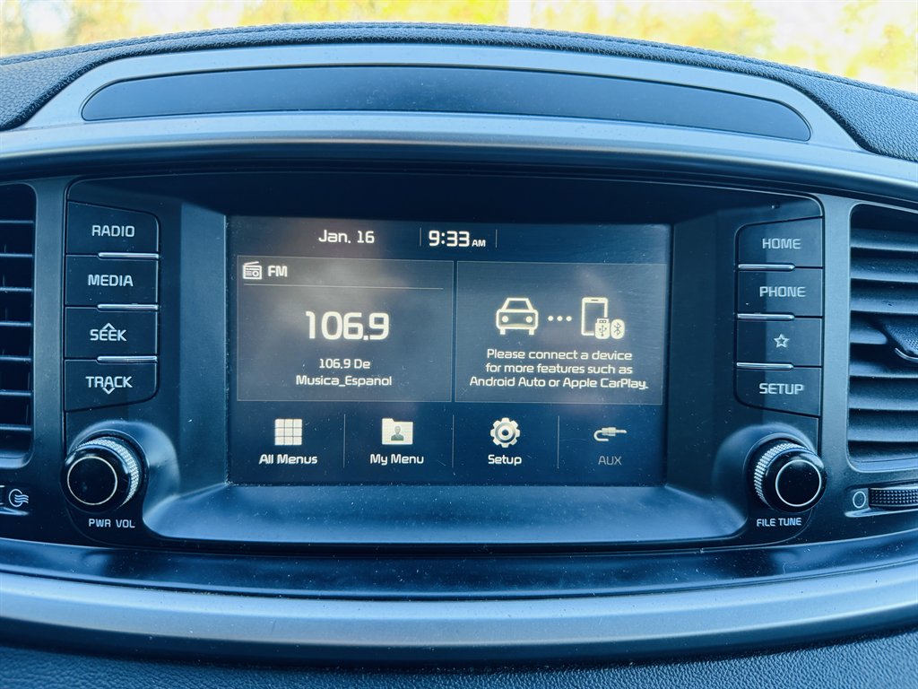 2019 Kia Sorento - $11,990