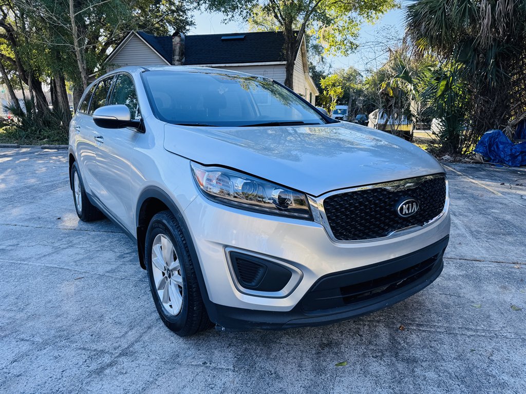 2019 Kia Sorento - $11,990