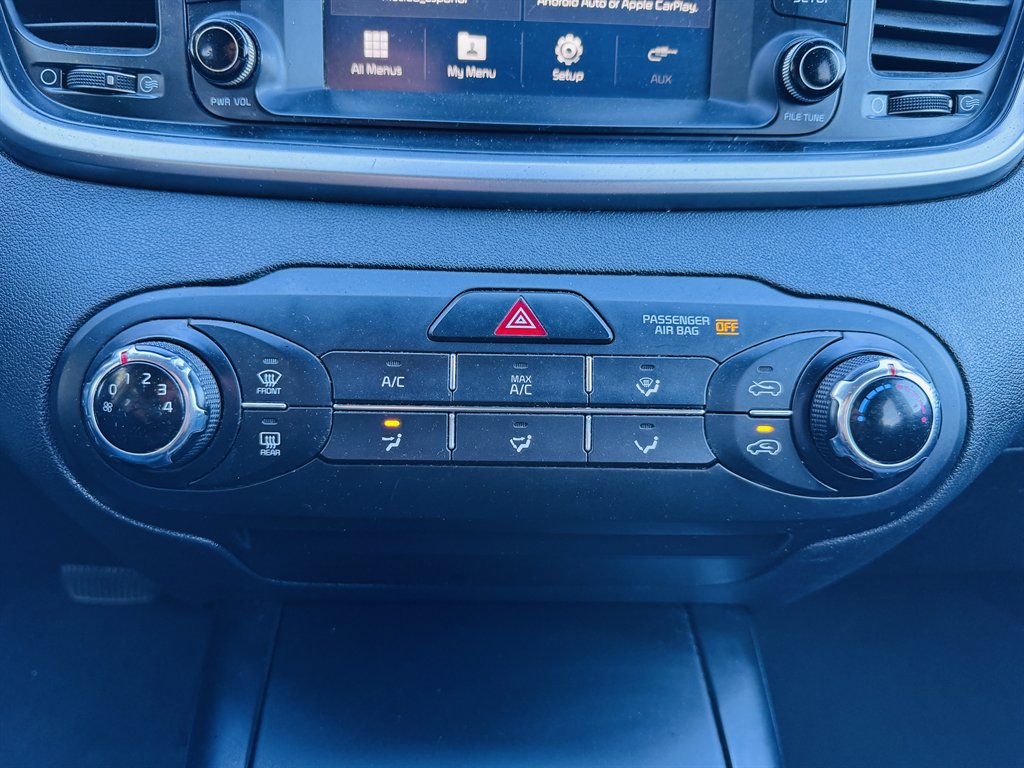 2019 Kia Sorento - $11,990