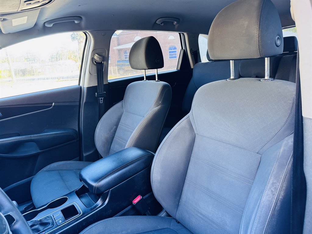 2019 Kia Sorento - $11,990