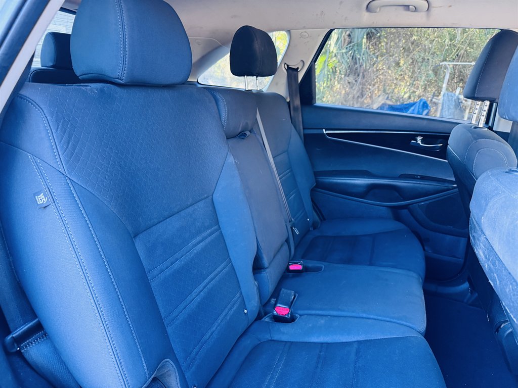 2019 Kia Sorento - $11,990