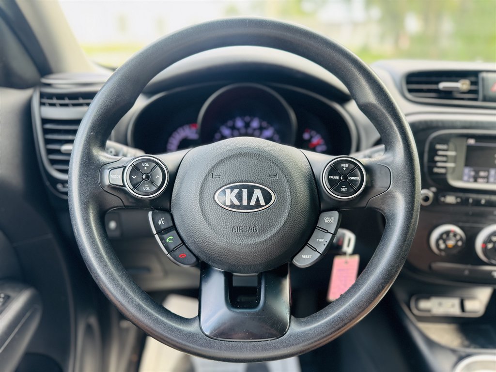 2017 Kia Soul - $9,900