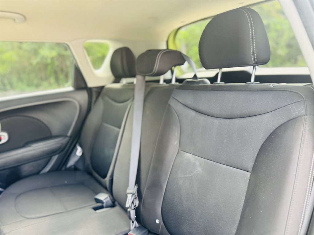 2017 Kia Soul - $9,900